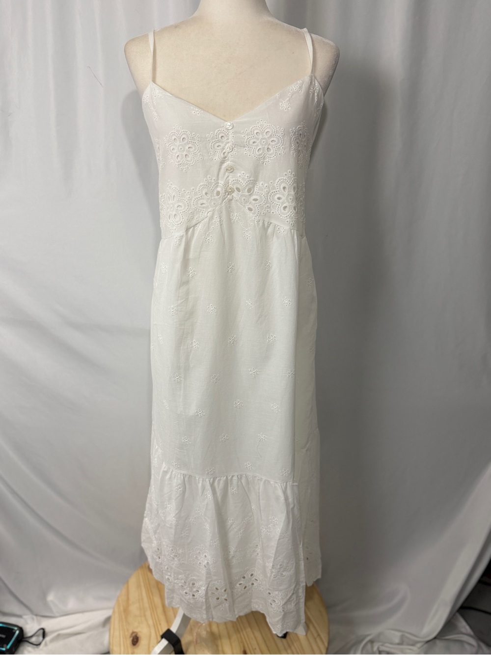 NWT Anthropologie Kindred White Cotton Eyelet Boho Maxi Tiered Sundress Sz L